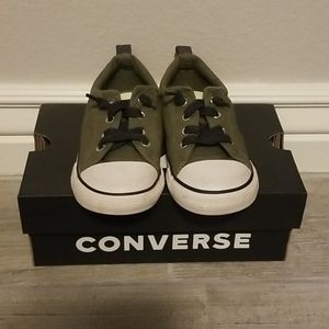 Converse kids green size 10.